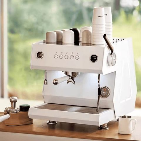 Commercial Coffee Machines: Types and Working Guide